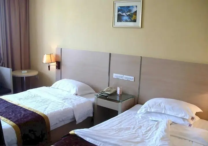 Гуйлинь: Guilin New Plaza Hotel