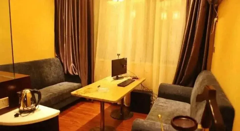 Цзюцзян: Jiujiang Yifeng Hotel