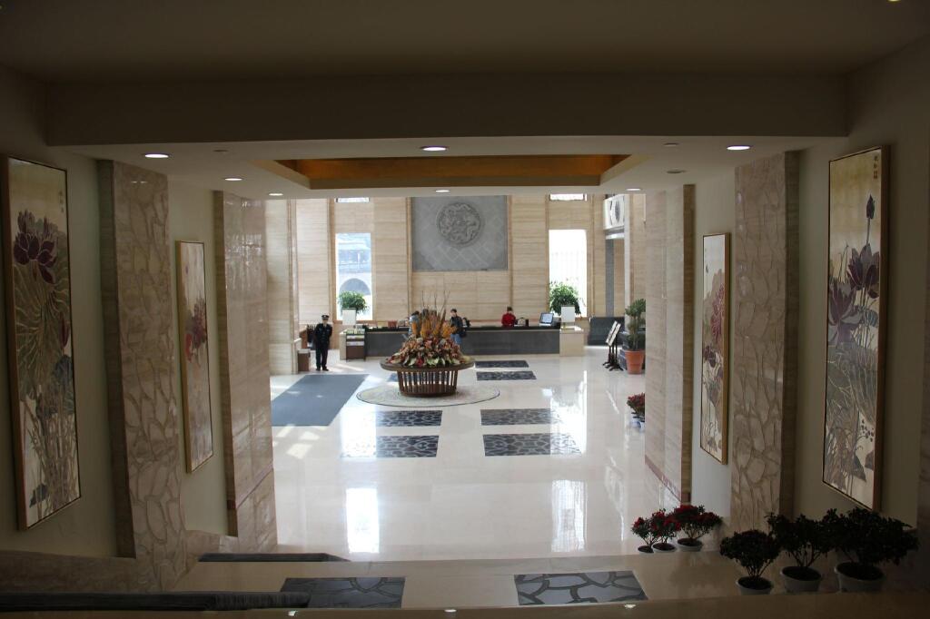 Чичжоу: Julong Hotel
