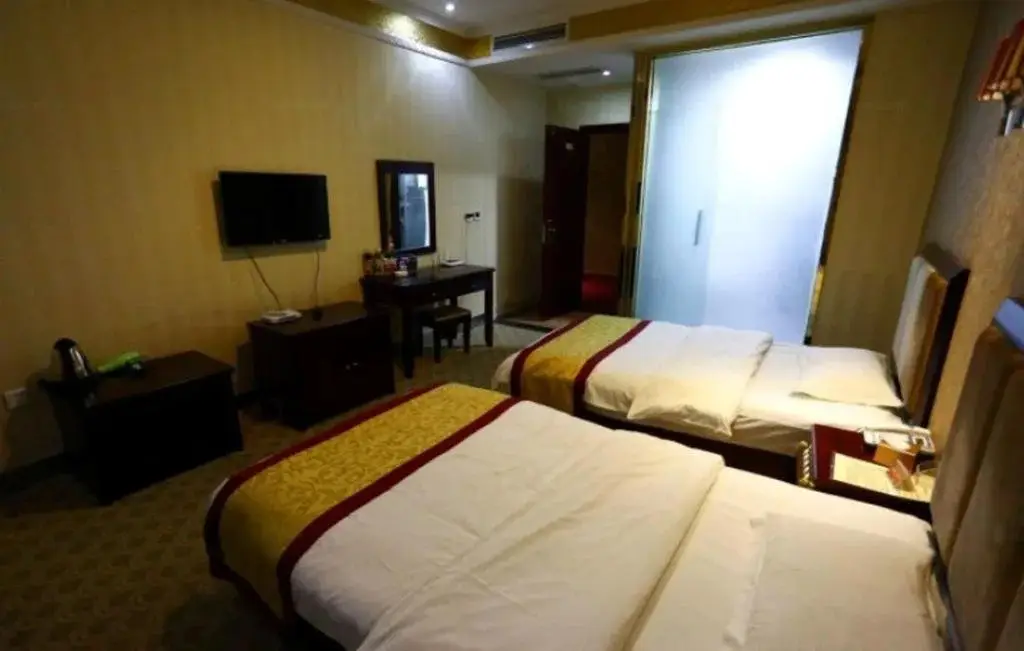 Мяньян: Santai Yilu Business Hotel