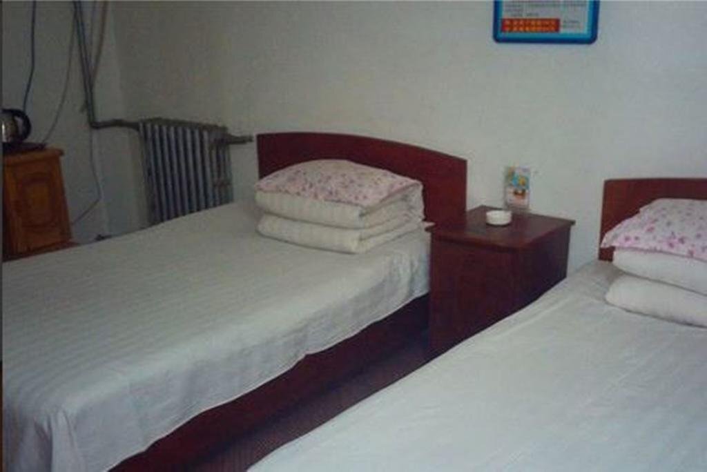 Баодин: Deyuelou Hotel