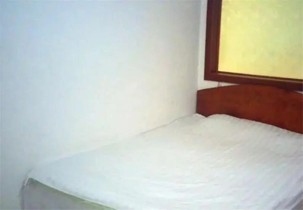 Баодин: Deyuelou Hotel