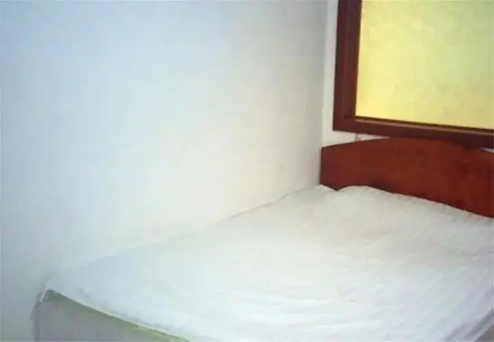 Баодин: Deyuelou Hotel