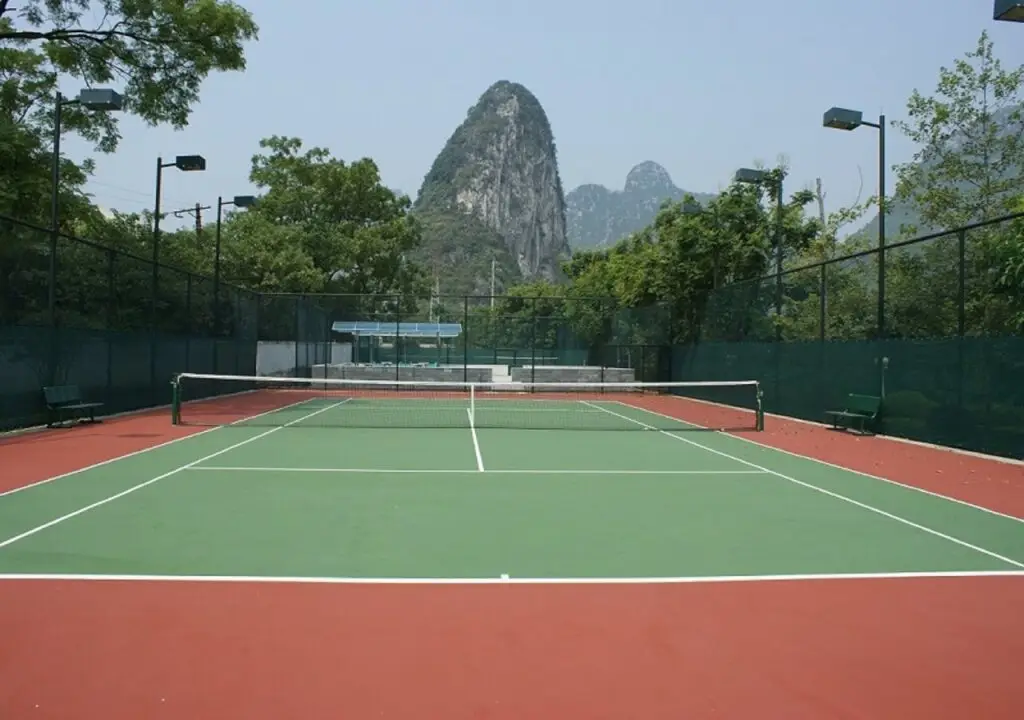 Гуйлинь: Taojiang Hotel(桂林桃江宾馆)