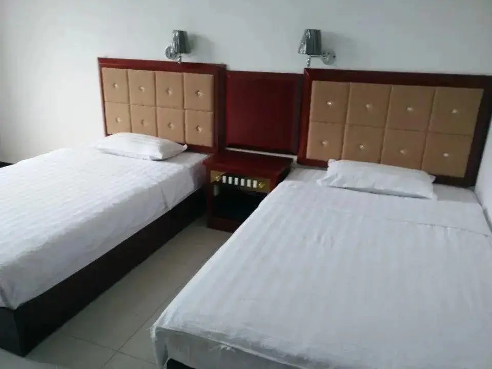 Баодин: Xintai Express Hotel