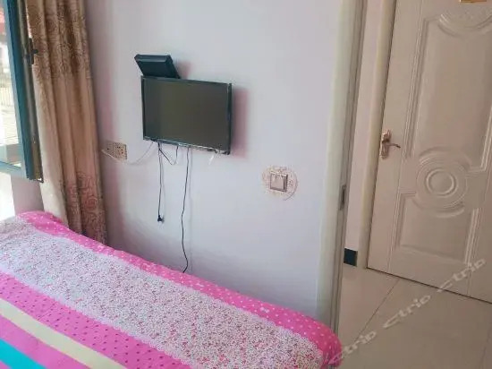 Даньдун: Qingshangou Golden Soil Farmstay