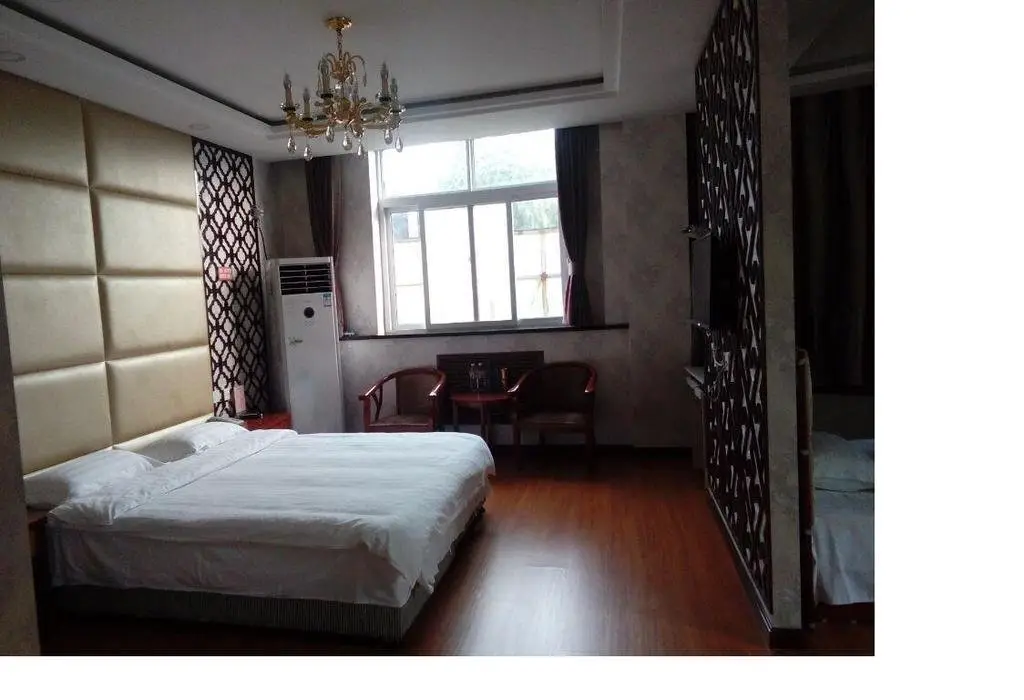 Таншань: Kuoze Express Inn