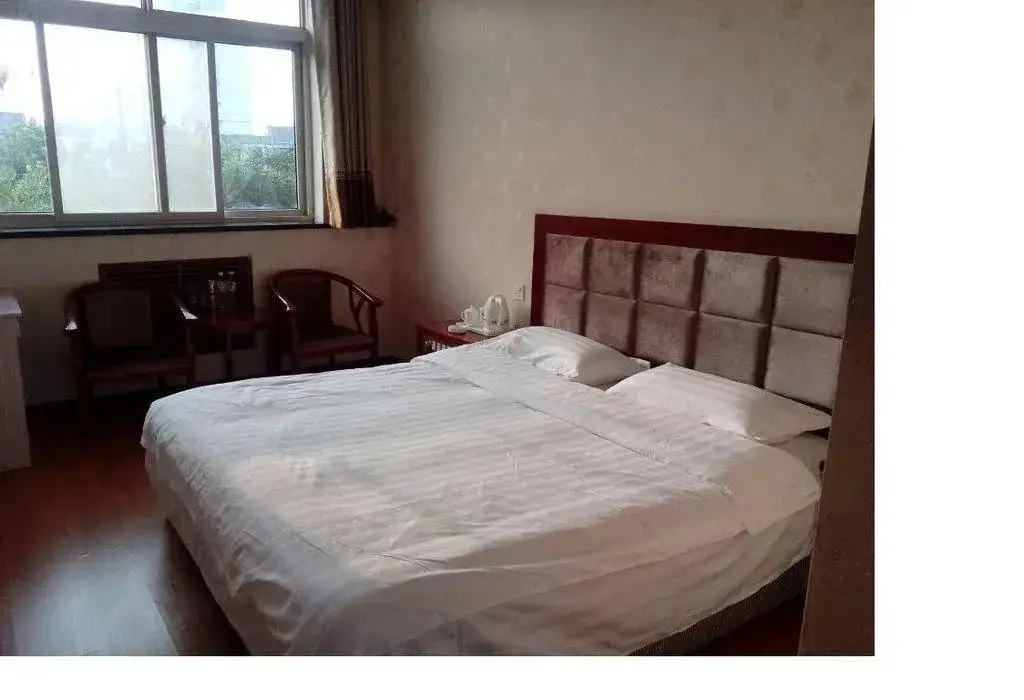 Таншань: Kuoze Express Inn