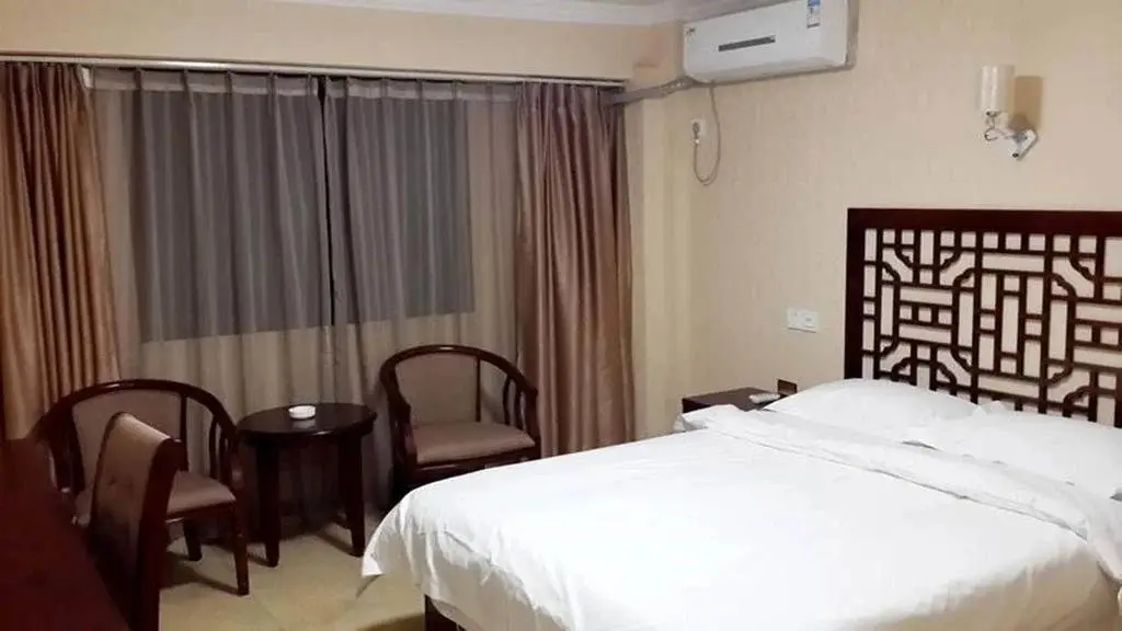Цзясинь: Wuzhen Fengzeyuan Inn