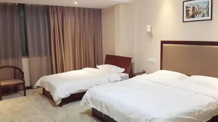 Цзясинь: Wuzhen Fengzeyuan Inn