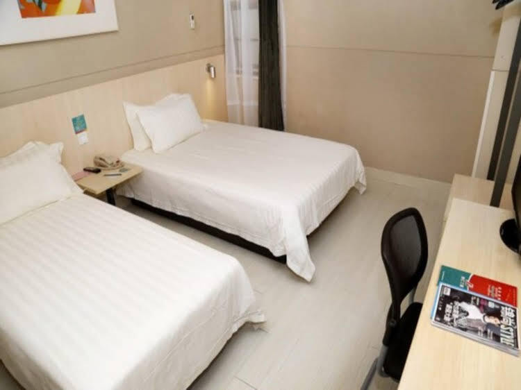 Шэньчжэнь: Jinjiang Inn Shenzhen Luohu Mix City Branch