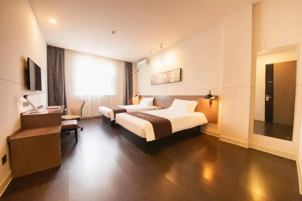 Сямынь: Jinjiang Inn Select Xiamen Jimei University Guomao