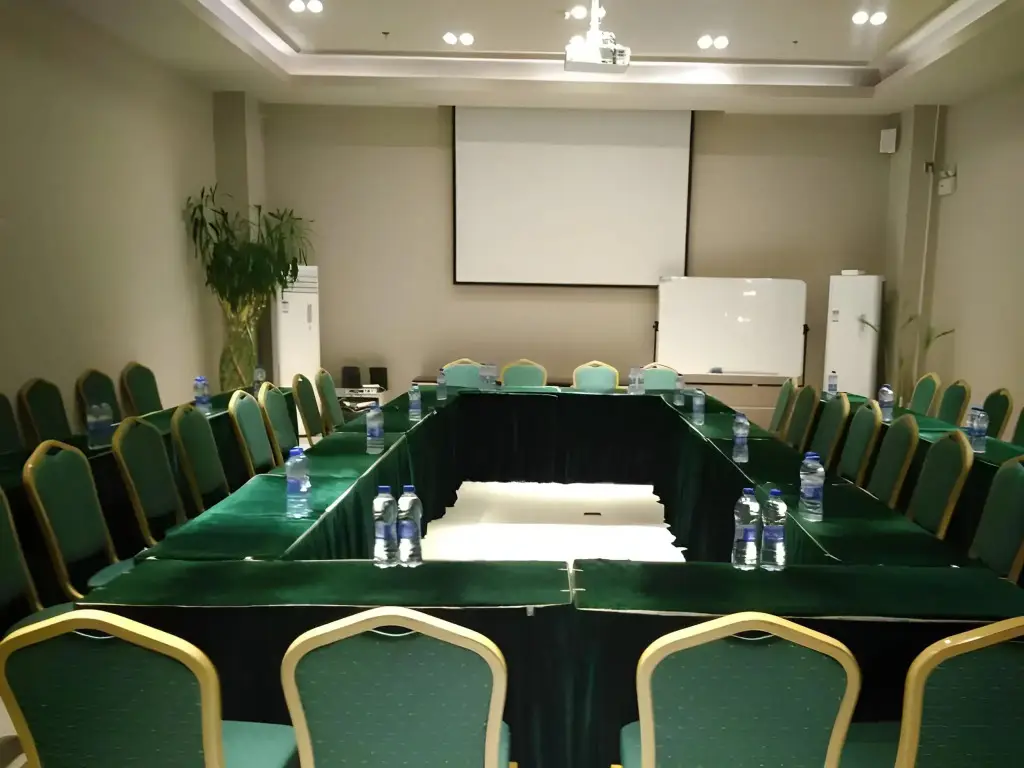 Сямынь: Jinjiang Inn Select Xiamen Jimei University Guomao