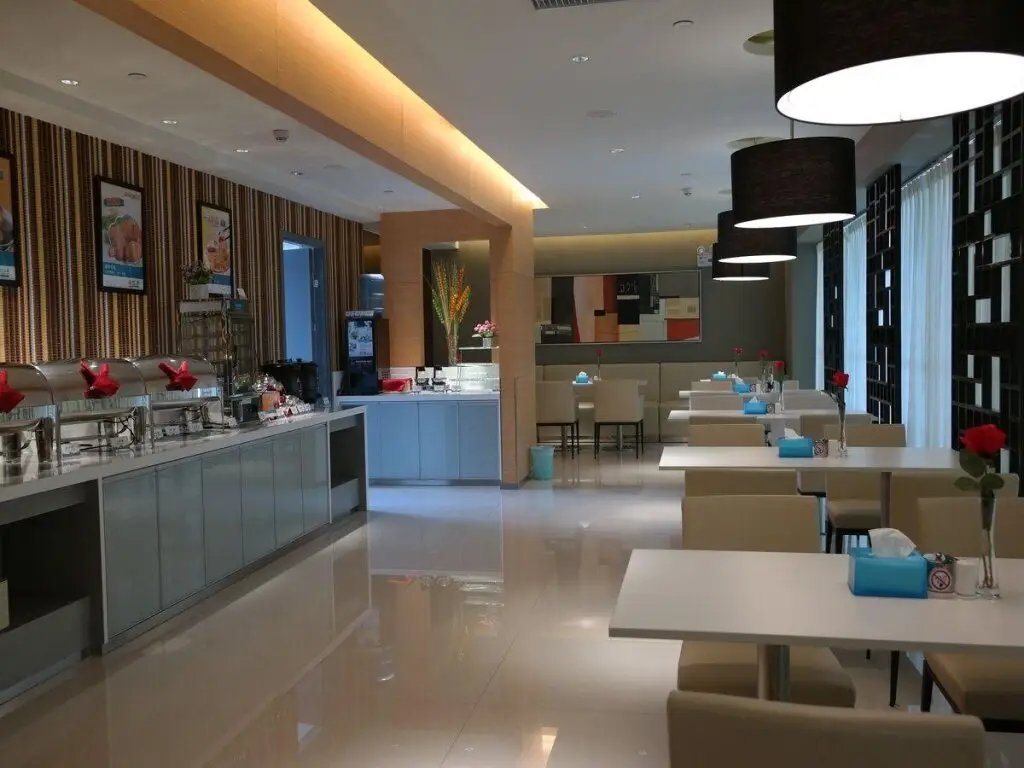 Хэфэй: Jinjiang Inn Chaohu Renmin Road Commercial Street