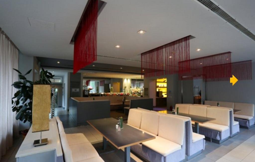 Ухань: Jinjiang Inn Wuhan Optical Valley Finance Habour