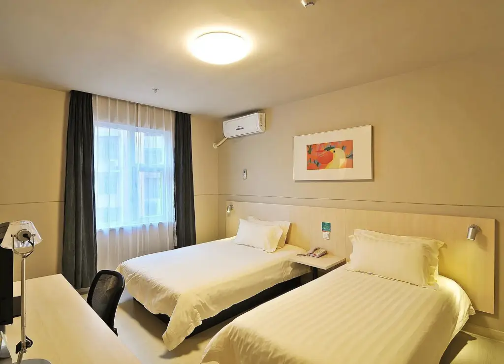Сямынь: Jinjiang Inn Xiamen Hexiang Road West