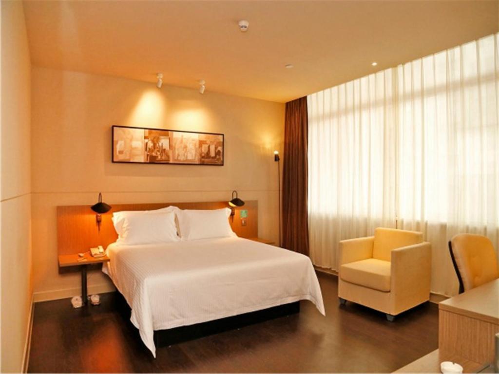 Шэньчжэнь: Jinjiang Inn Shenzhen Huanggang Port Huangcheng Sq