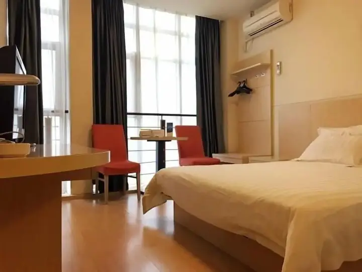 Шанхай: Jinjiang Inn Taicang Shanghai Lu