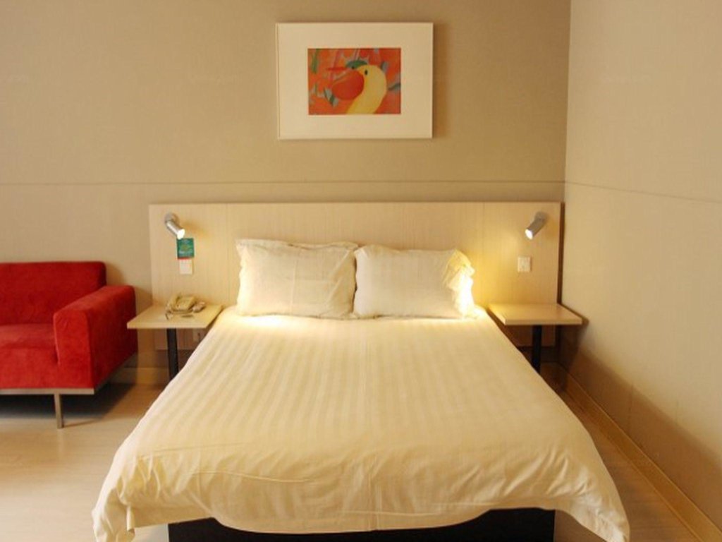 Тайюань: Jinjiang Inn Tiayuan Wuyi Square