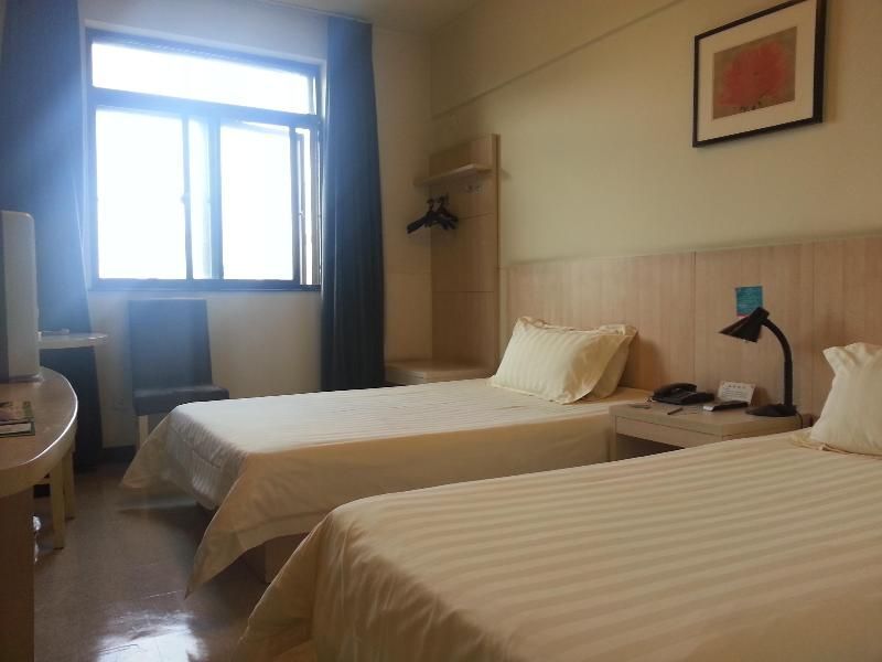 Тяньцзинь: Jinjiang Inn Tianjin Development Zone