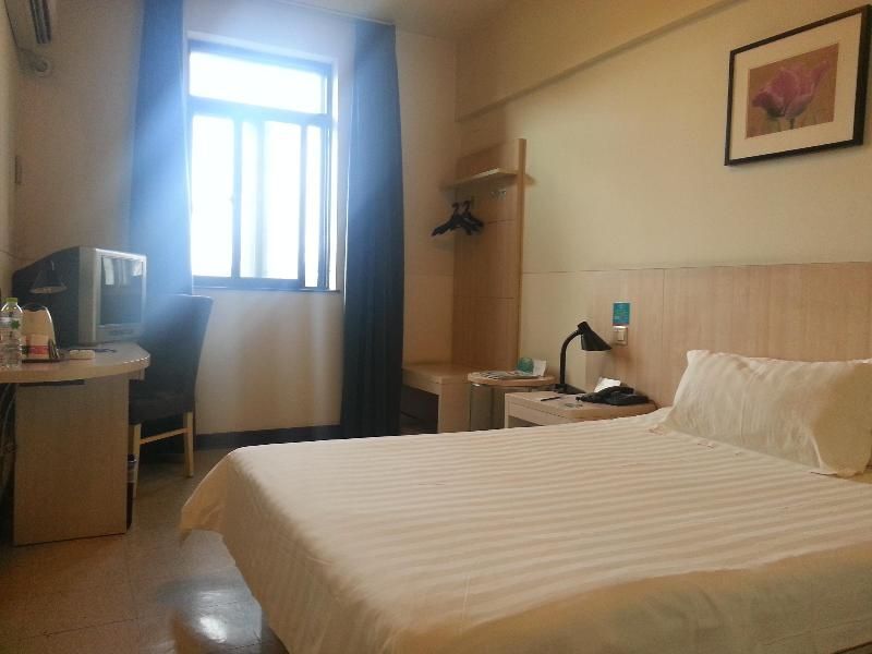 Тяньцзинь: Jinjiang Inn Tianjin Development Zone