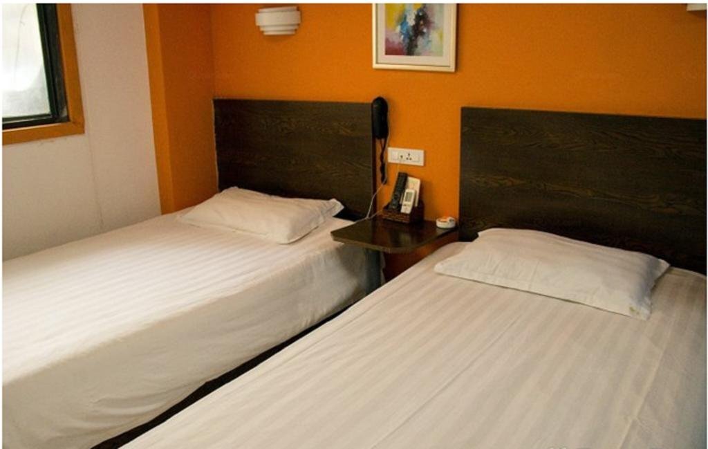 Бенгбу: Bengbu Orange Express Inn