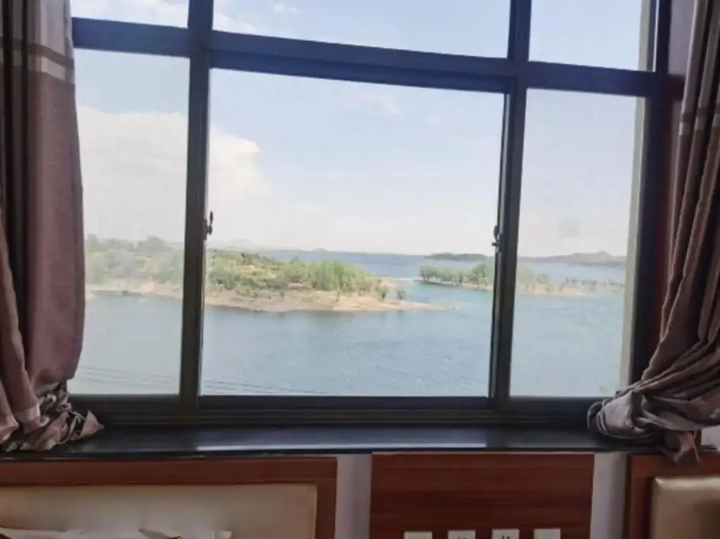 Шицзячжуан: Xibaipo Jinbo Lake Guest House