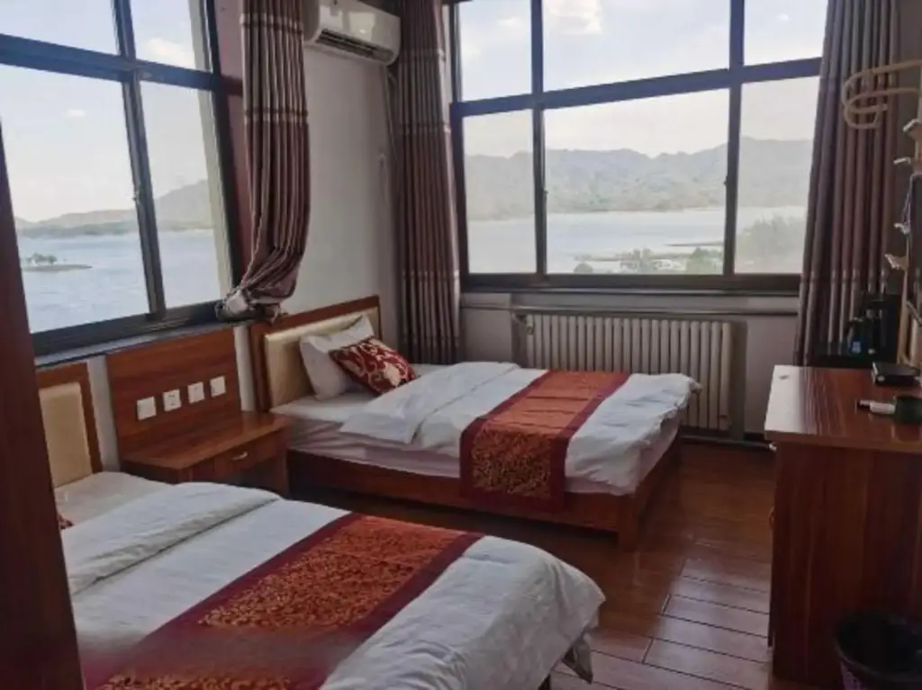 Шицзячжуан: Xibaipo Jinbo Lake Guest House