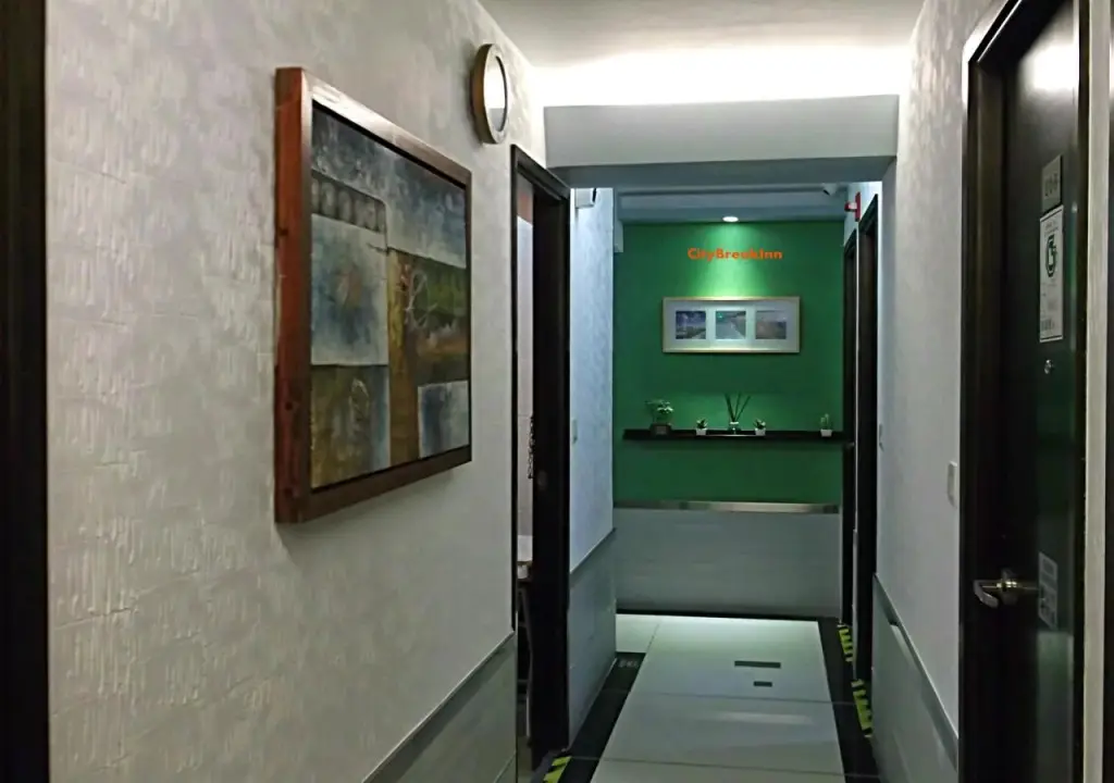 Гонконг: City Break Inn