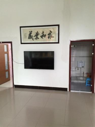 Баодин: Baiyangdian Inn