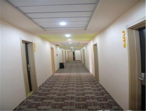 Циндао: Grace Inn Qingdao Hangzhou Road Bus Station Branch