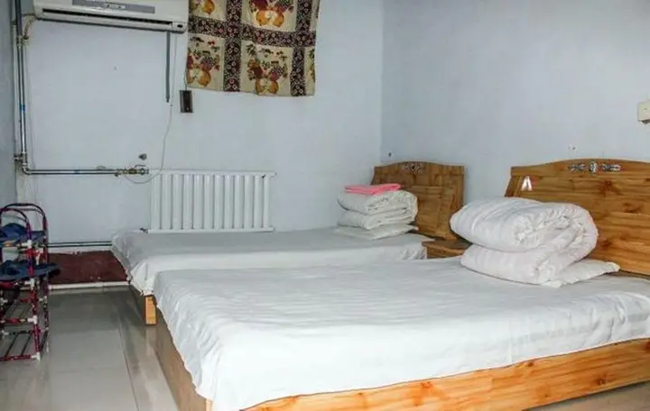 Цзинань: Zhangqiu Fuhua Inn