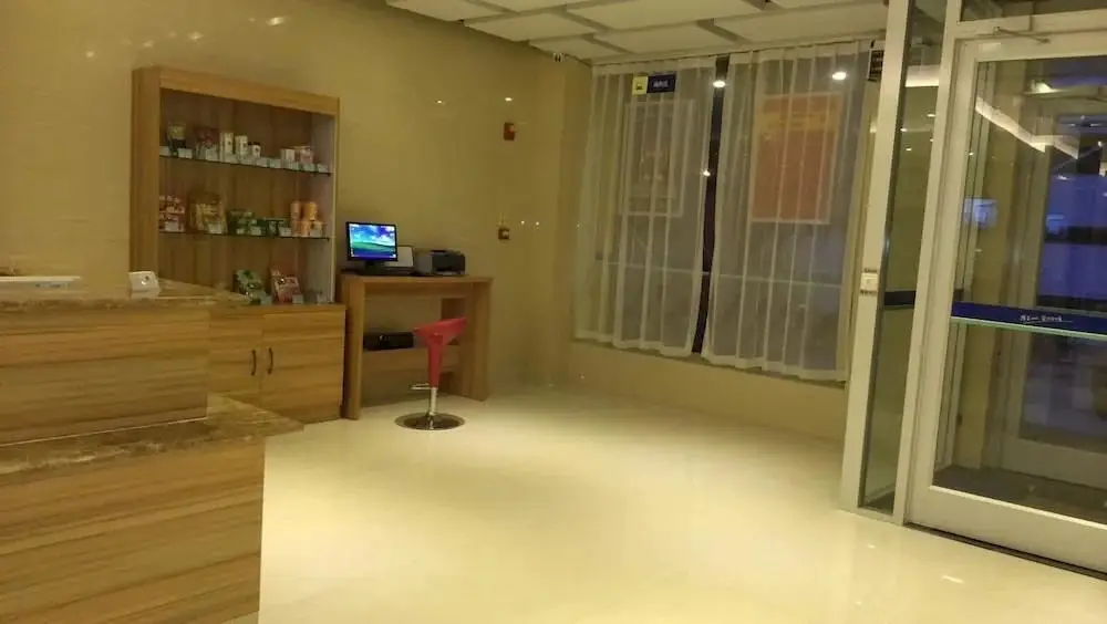 Синтай: Eaka 365 Hotel Xingtai West Zhongxing Road Ganglong Branch