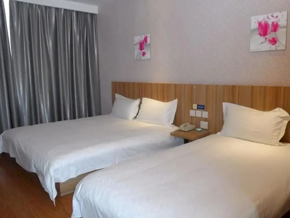 Синтай: Eaka 365 Hotel Xingtai West Zhongxing Road Ganglong Branch