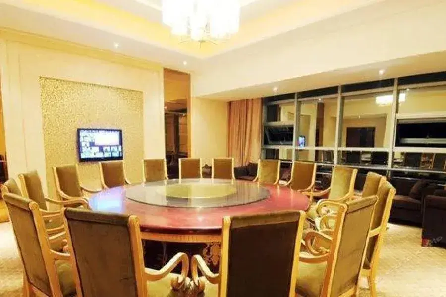 Лешан: Zhuhai Hotel