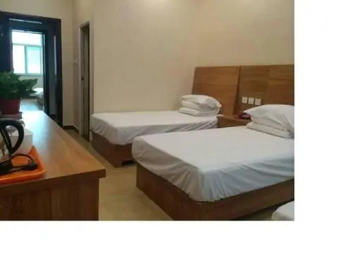 Баодин: Shengyuan Express Hotel (Laishui Bus Station)