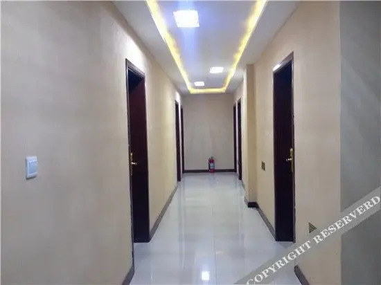 Хандань: Yinxue Holiday Inn