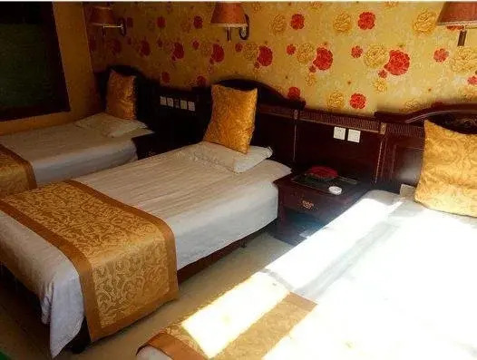 Баодин: Junrugui Inn