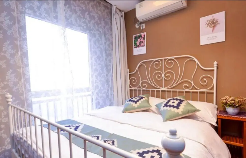 Далянь: Dalian Yijia Apartment Peace Square