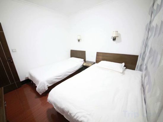 Чичжоу: Jiuhuashan Juyuan Lodge