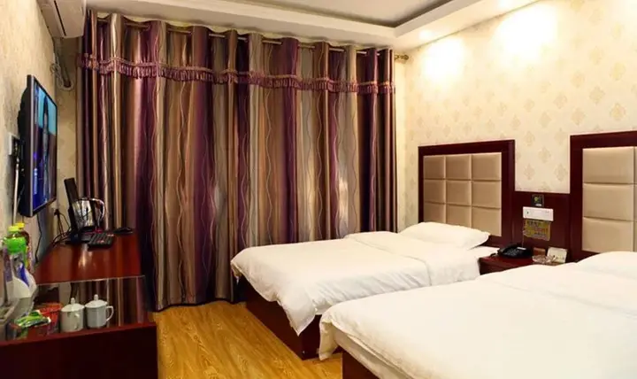 Хулун-Буир: Taihe Hotel