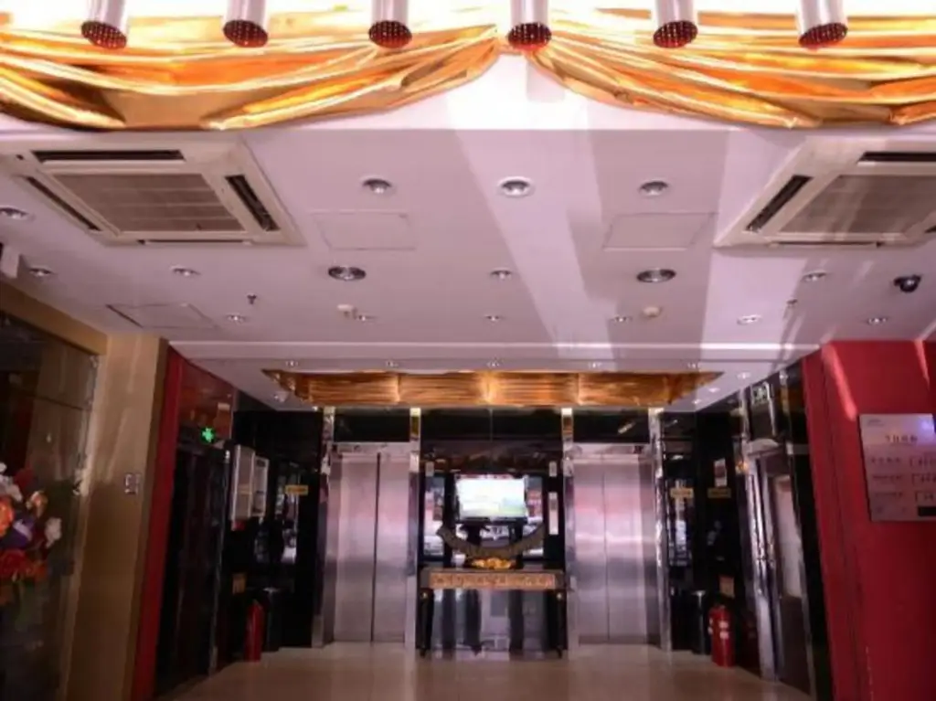 Харбин: Yuanda Business Hotel - Harbin