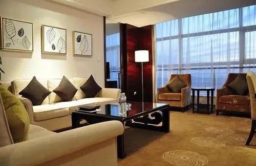 Zaozhuang Hangyuan Business Hotel — фото 1