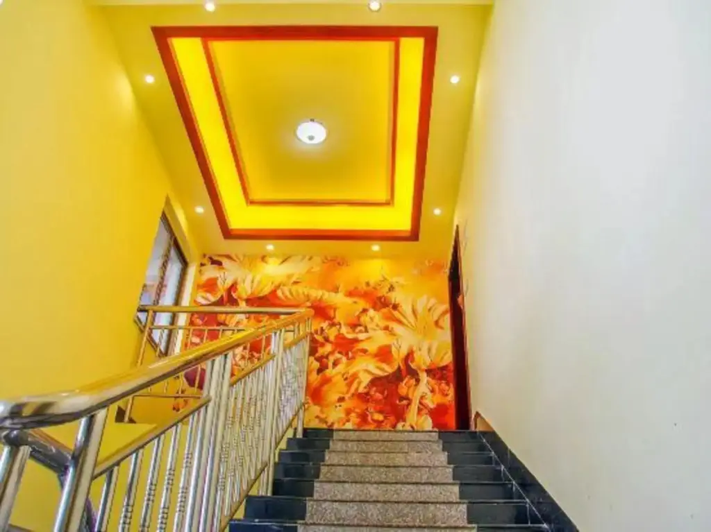 Лешан: Min Sheng Hotel