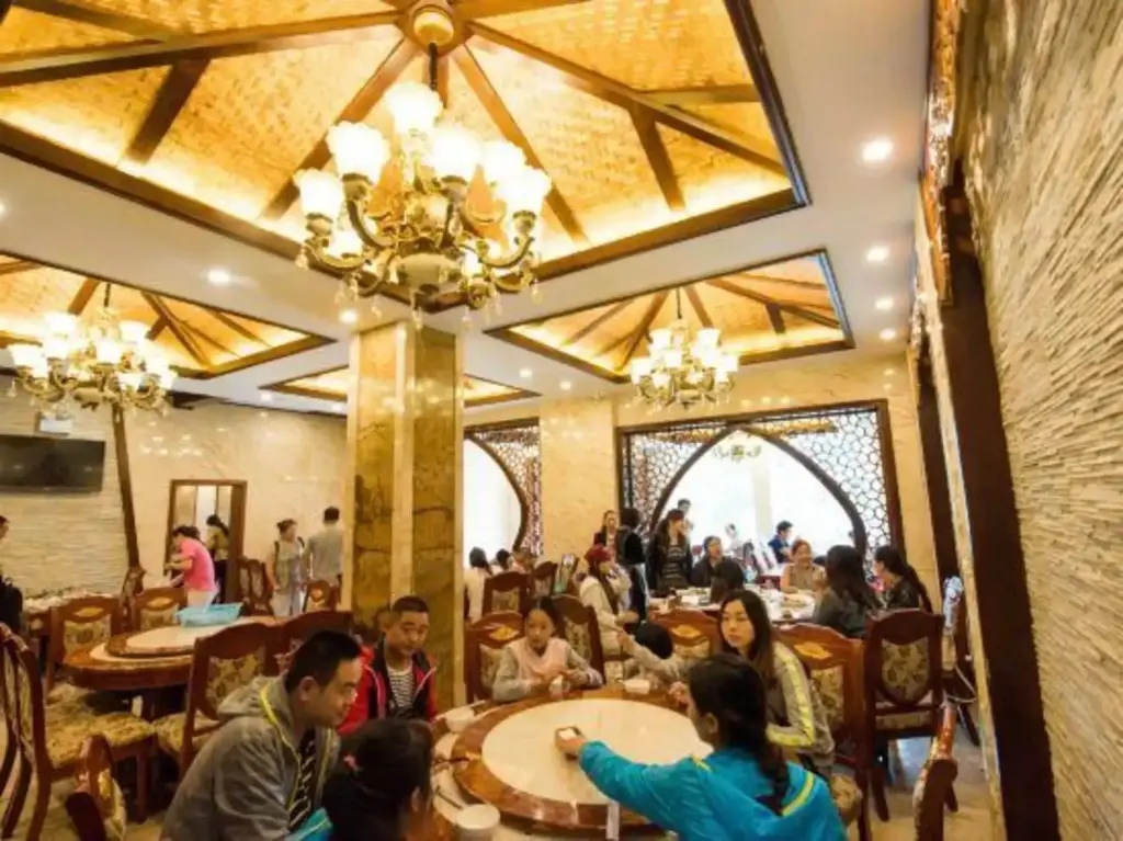 Лешан: Min Sheng Hotel