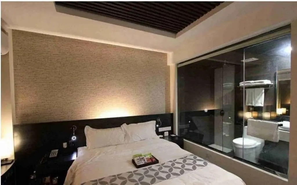 Синтай: Jiayue Hotel