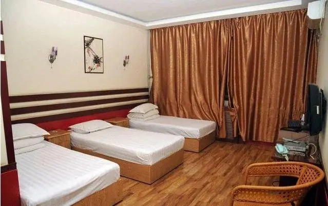Цзыбо: Yinong Business Hotel