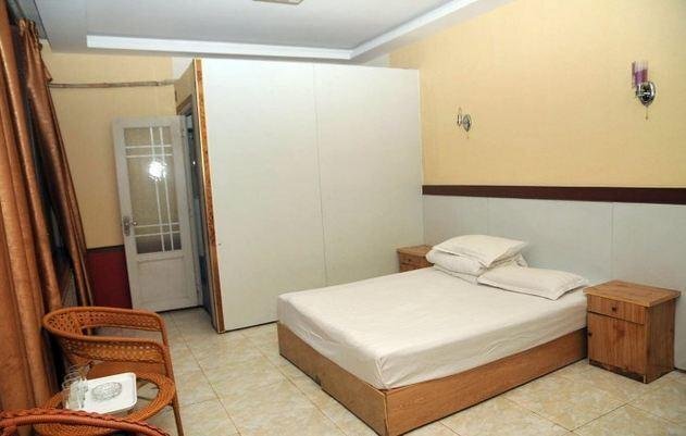 Цзыбо: Yinong Business Hotel