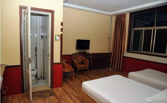 Цзыбо: Yinong Business Hotel