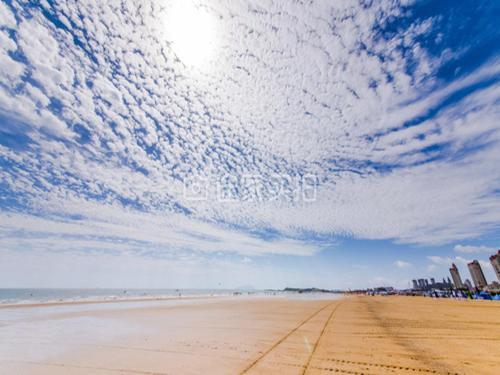 Циндао: Qingdao Golden Beach Ramble Beach Holiday Apartment